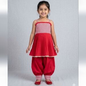 Girls Punjabi 3 Piece Salwar Suit - size 28 age 3-4 excellent condition